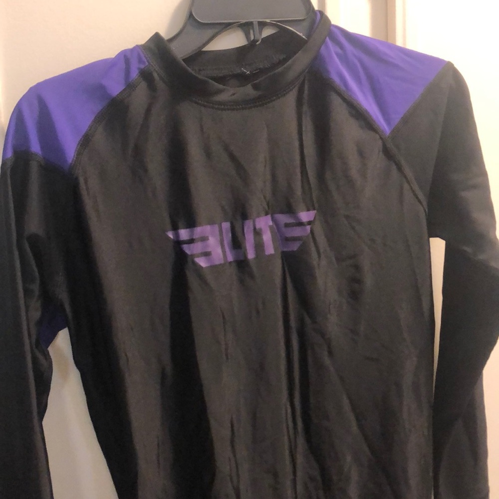 Purple medium long sleeved rashguard